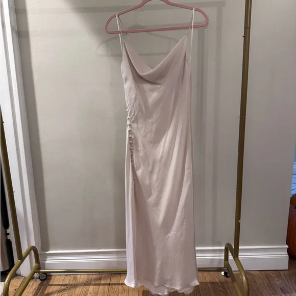 Zara Chic Backless Ivory Slip Dress - Picture 1 of 3